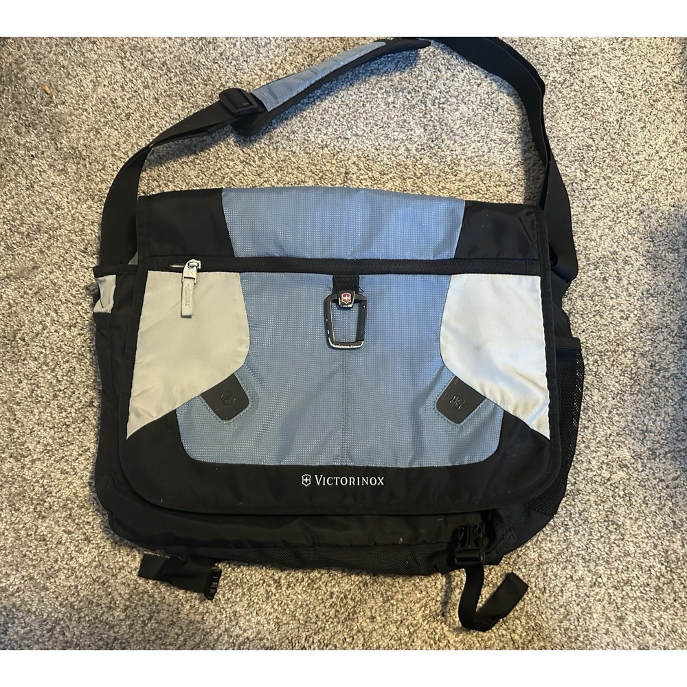 Victorinox Swiss Army Messenger Shoulder Bag Black/Blue Laptop Adjustable Straps